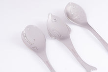 Load image into Gallery viewer, Ocean Spoon Set - Silver